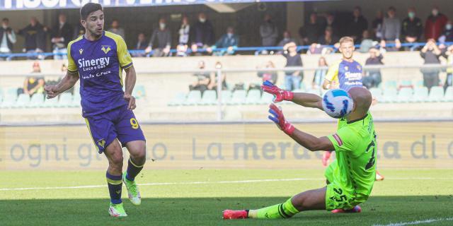 【人物】2场6球专杀强队！小西蒙尼终成球二代虎子？