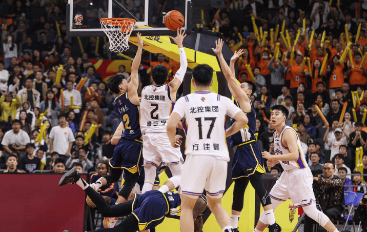 开云官方-北控29分惨败揪出罪人！国手控卫9中2+正负值最低，坑惨张庆鹏