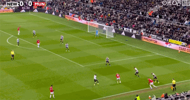 开云官方-曼联1-2被十人纽卡绝杀！卡里克遭首败，终极考验将定其能否转正