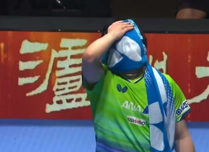 开云团队-拒绝和王楚钦握手，丢冠后，谁注意松岛辉空举动，原因曝光或被罚|世界杯|澳门|WTT重庆冠军赛|雨果·卡尔德拉诺|男单冠军_新浪新闻